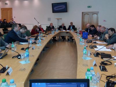 Заседание совета Висагинского самоуправления начато, но с техническими неполадками - В Висагинасе