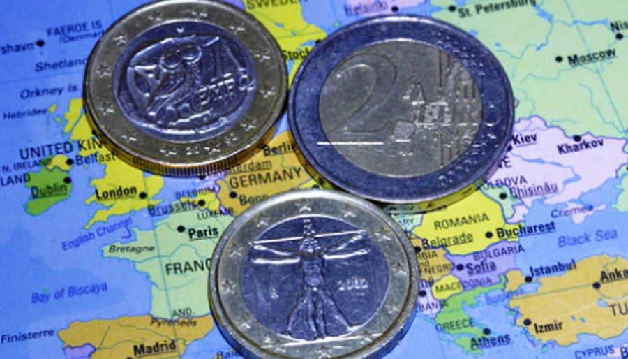 Лидеры ЕС могут еще жестче сократить бюджет  - В Мире