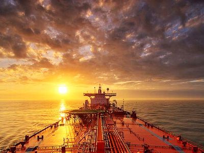 Россия может начать строительство арктических супер-танкеров в Крыму - В Мире