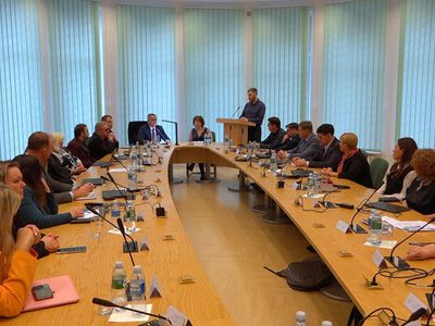 Вопрос о буллинге в школе обсуждался на заседании Висагинского совета (видео) - В Висагинасе