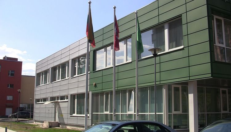 Больше 100 бывших сотрудников внутренней службы обратились в Службу занятости