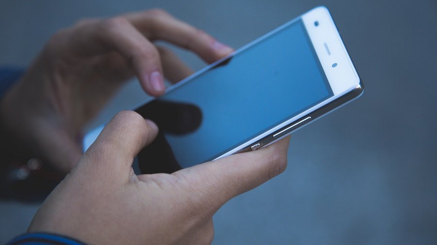 В сетях "Tele2" и "Telia" - бесплатные звонки на Украину - Литва и страны Балтии