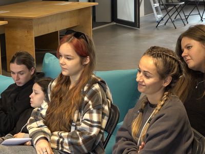 Пять дней без войны. В Висагинасе побывала делегация молодежи из Славутича (видео) - В Висагинасе