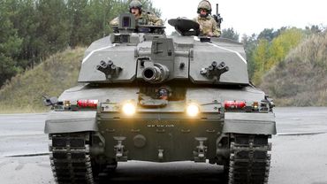 Партия танков из Великобритании прибыла в Эстонию - Генштаб республики