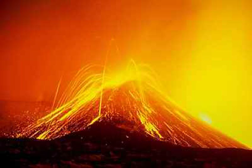 Лабораторный вулкан поможет предсказать извержения настоящих