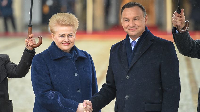 Lietuvos ir Lenkijos vadovai priėmė deklaraciją: stiprins Suvalkų koridoriaus apginamumą