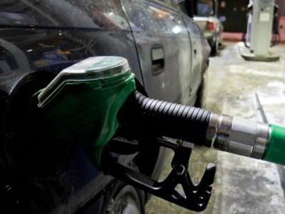 Перед увеличением акцизов автозаправки копят дизельное топливо - Хобби, отдых и развлечения