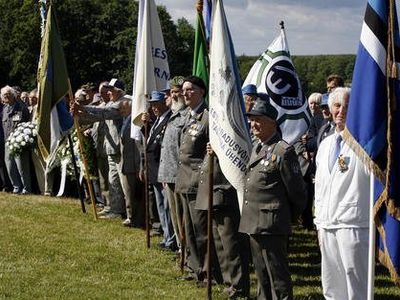 Эстонские власти запретили митинг в память о жертвах нацистов
 - Литва и страны Балтии
