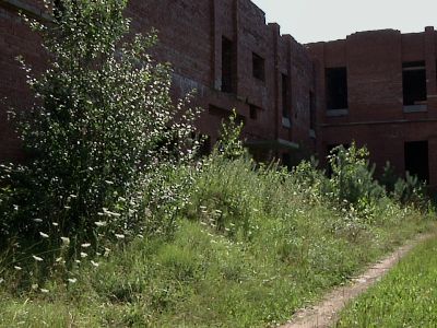 Трагедия с велосипедистами из Чехии в Литве меняет отношение к брошенным строениям


 - Литва и страны Балтии