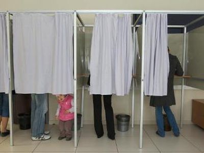 Pažeidimų skaičius išankstiniuose savivaldybių rinkimuose didėja - Lietuva ir Baltijos šalys