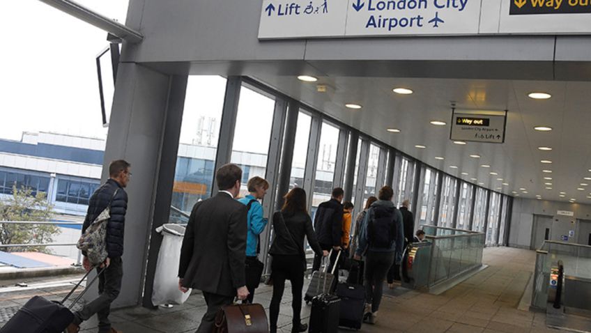 Аэропорт Лондона был закрыт из-за найденной в Темзе бомбы