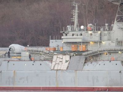 Сухогруз из Сьерра-Леоне 30 декабря столкнулся с десантным кораблем РФ в Эгейском море - В Мире